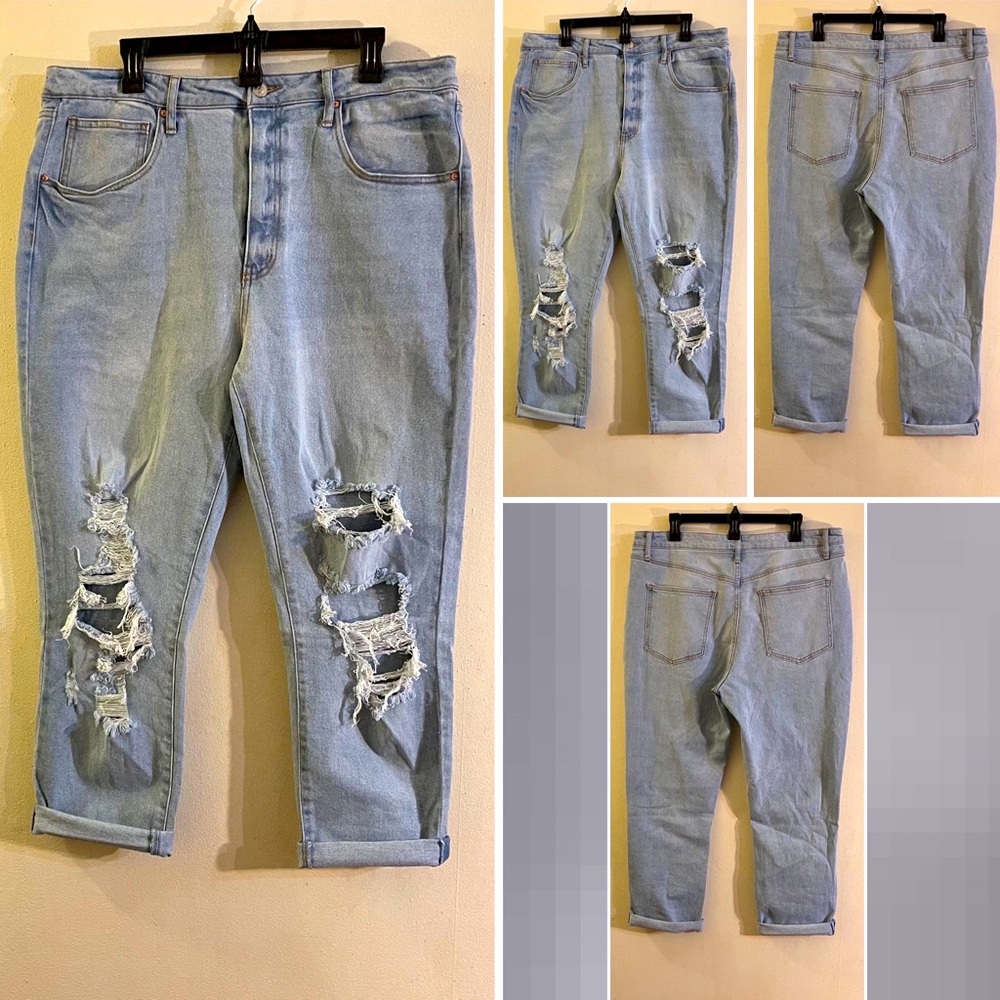Distressed High Rise Jeans - Picture 6 of 9